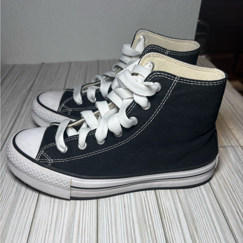 Converse all star lift high top - size 4.5 Y